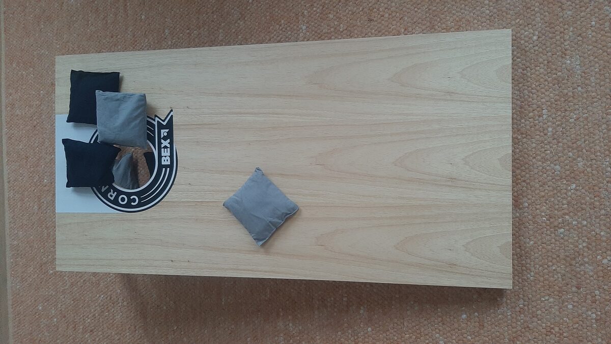 So wird Cornhole gespielt